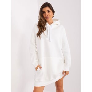 Ecru kangaroo sweatshirt with insulation