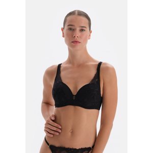 Dagi Black Padded Bra With Lace And Accessory Detail