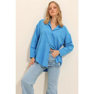 Trend Alaçatı Stili Women's Aviator Blue Motif Oversize Linen Shirt