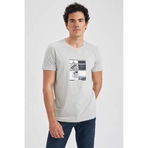 DEFACTO Slim Fit Crew Neck Printed T-Shirt