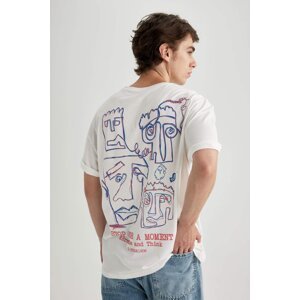 DEFACTO Comfort Fit Crew Neck Printed T-Shirt