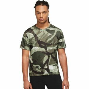 Nike NK DF MILER TOP SS CAMO Pánske bežecké tričko, tmavo zelená, veľkosť XXL